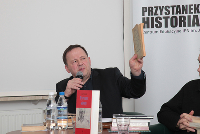 „Wieczór z Józefem Czapskim. W 25. rocznicę śmierci malarza, pisarza, żołnierza, więźnia Starobielska i Griazowca”. Fot. Piotr Życieński (IPN)