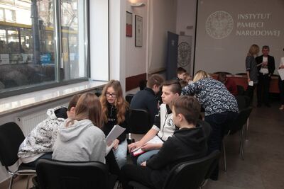 Prezentacja komiksu „Srebrni na szlakach Niepodległej” – warsztaty edukacyjne dla dzieci. Fot. Piotr Życieński (IPN)