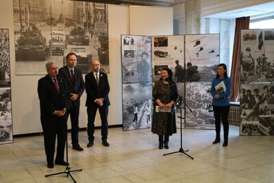 Wernisaż angielskiej wersji wystawy „Zimna wojna. Krótka historia podzielonego świata” – Bukareszt (Rumunia), 5 grudnia 2019. Fot. Instytut Polski w Bukareszcie