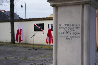 Uroczystość odsłonięcia tablicy upamiętniającej Stefana Szmakfefera – Zakroczym, 20 lutego 2022. Fot. Mateusz Niegowski (IPN)