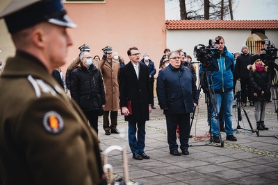 Uroczystość odsłonięcia tablicy upamiętniającej Stefana Szmakfefera – Zakroczym, 20 lutego 2022. Fot. Mateusz Niegowski (IPN)