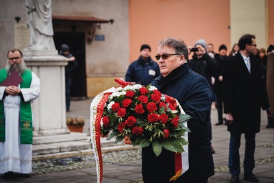 Uroczystość odsłonięcia tablicy upamiętniającej Stefana Szmakfefera – Zakroczym, 20 lutego 2022. Fot. Mateusz Niegowski (IPN)