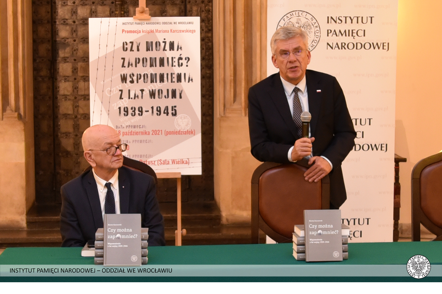 Promocja książki Mariana Karczewskiego „Czy można zapomnieć? Wspomnienia z lat wojny 1939–1945” we Wrocławiu Promocja książki Mariana Karczewskiego „Czy można zapomnieć? Wspomnienia z lat wojny 1939–1945” we Wrocławiu