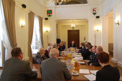 Inauguracyjne posiedzenie Komitetu Ochrony Pamięci Walk i Męczeństwa