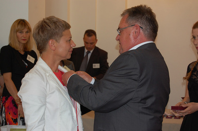 Uroczystość wręczenia Krzyży Wolności i Solidarności w Dolnośląskim Urzędzie Wojewódzkim